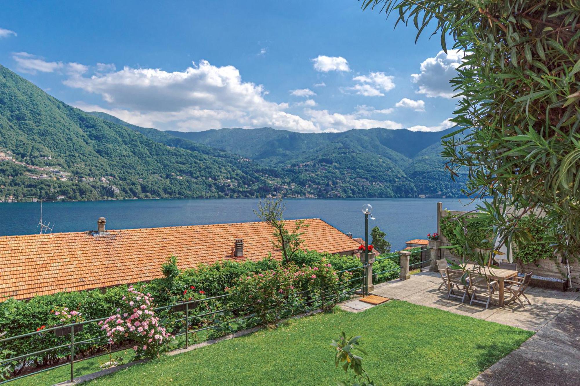Casa Bambu - Splendida Vista Lago E Posto Auto Laglio Exterior foto